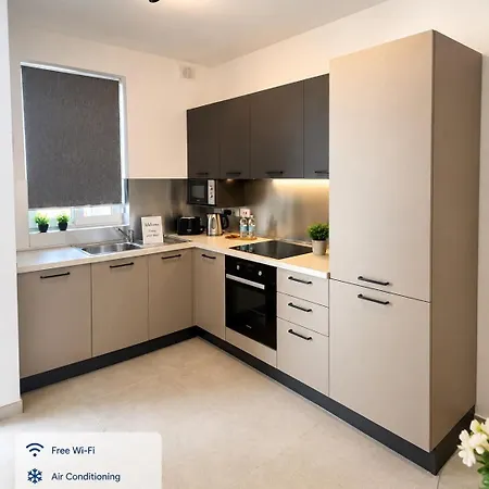 Veca 2 New With Side Seaviews * St. Paul's Bay
